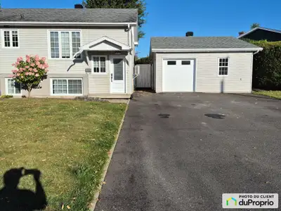 Jumelé lumineux - Quartier paisible près du réservoir Beaudet 3 grandes chambres + 1 bureau/petite c...