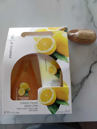 Essence of Beauty Lemon Twist Hand Trio, View more