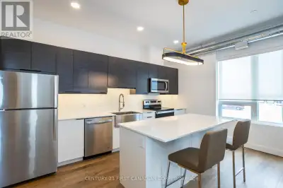 Welcome to the contemporary West Market Lofts in Exeter, Ontario! This stunning suite offers an incr...