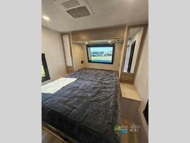 2026 Forest River RV Wildwood Heritage Glen 310BHI (Hampton, NB) in Travel Trailers & Campers in Moncton - Image 8