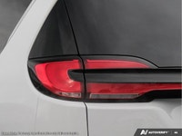 This Chrysler Pacifica delivers a Regular Unleaded V-6 3.6 L/220 engine powering this Automatic tran... (image 8)