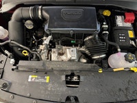 Cloth Low-Back Bucket Seats, Heated Front Seats, 8.4 Touchscreen Display, Apple Carplay, Google Andr... (image 7)