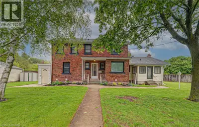 Welcome to this fully inclusive rental opportunity 3-bedroom, 1.5-bathroom main-floor home, nestled...