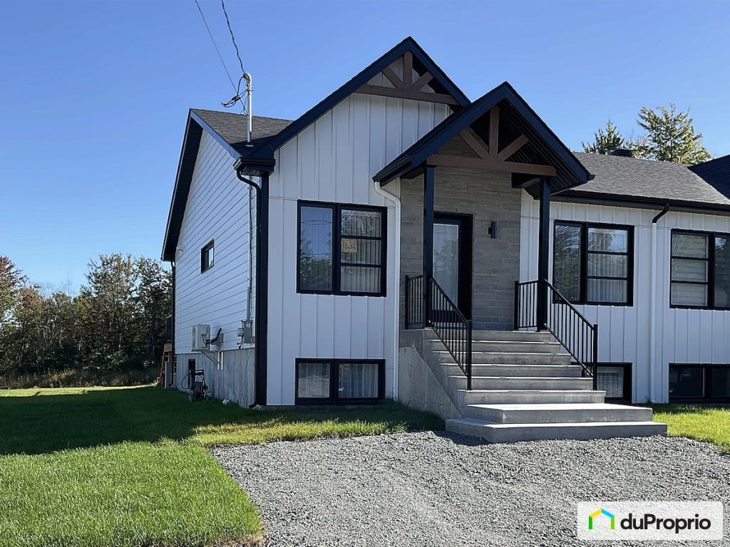 $495,000 - Semi-detached for sale in Roxton Pond — photo 1