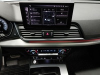NAVARRA BLUE METALLIC! REMAINING WARRANTY! Black Leather Seating Surfaces | Comfort Interior Pkg | B... (image 9)
