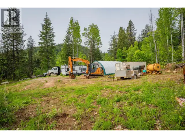 1682 Circle Road Castlegar, British Columbia in Land for Sale in Nelson - Image 20