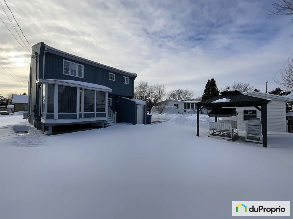 $375,000 - 2 Storey for sale in Nicolet — photo 2