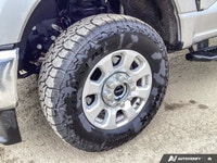 This Ford Super Duty F-350 SRW delivers a Regular Unleaded V-8 7.3 L engine powering this Automatic... (image 9)