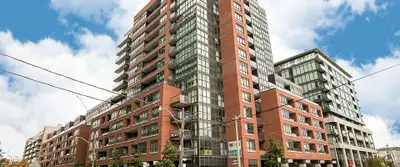 WESTQ - Bachelor Apartment for Rent