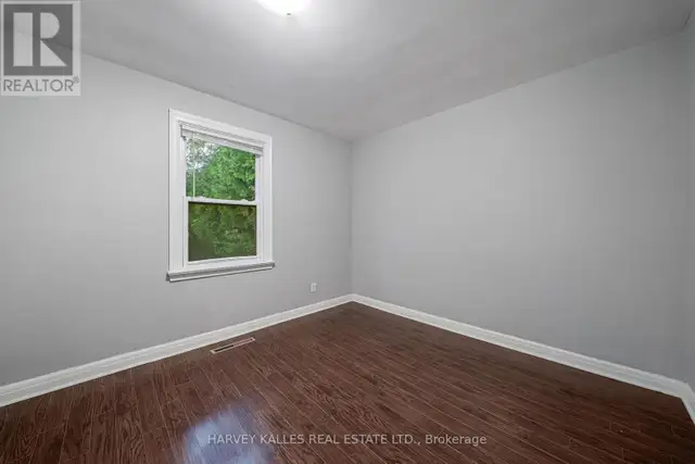 MAIN - 128 BOGERT AVENUE Toronto (Lansing-Westgate), Ontario in Long Term Rentals in City of Toronto - Image 17