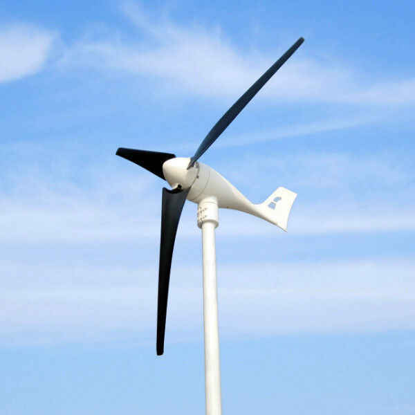 Éolienne Sun-watts 420 watts ultra silencieuse Terrestre Marine dans Autre  à Lévis