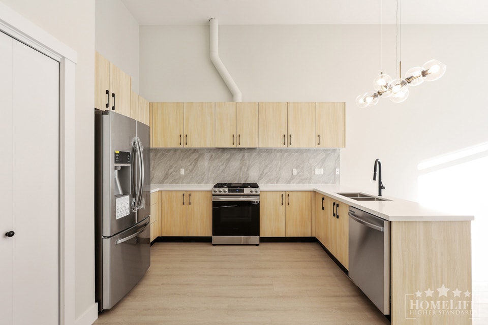 Spacious Modern 3-Bedroom Home At Kenzie 3 Bedroom + 2 Bathroom 3