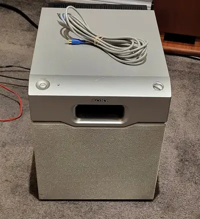 Excellent condition Mots cles Sony jbl yamaha sonus fiber Martin cinema maison home theater subwoofe...