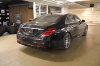 This Mercedes-Benz S-Class has a powerful Twin Turbo Premium Unleaded V-8 4.0 L/243 engine powering... (image 6)