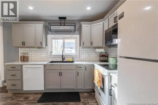 54 Pleasant Avenue McAdam, New Brunswick in Houses for Sale in Fredericton - Image 18