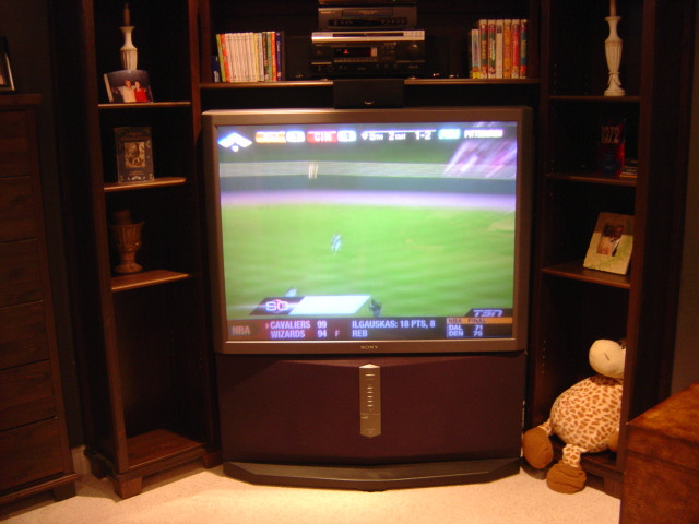 IKEA Entertainment Center in TV Tables & Entertainment Units in Barrie - Image 4