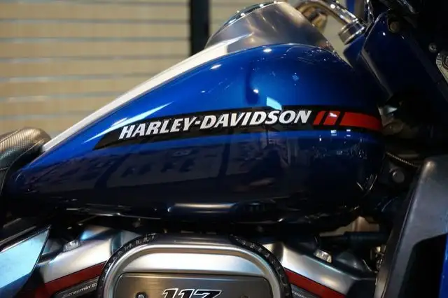 2020 Harley-Davidson FLHTKSE - CVO Limited in Sport Touring in Lethbridge - Image 7