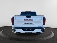 Welcome to Capital GMC! The All New GMC Sierra has been redefined from Hood to Hitch. This 4WD White... (image 3)