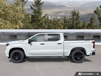 Equipped with the potent 2.7L TurboMax engine, this 2023 Chevrolet Silverado 1500 Custom Crew Cab Pi... (image 1)