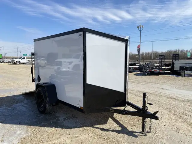 2026 US Cargo 5' X 8' V-Nose Rear Ramp Door Cargo Trailer in Cargo & Utility Trailers in Winnipeg - Image 17