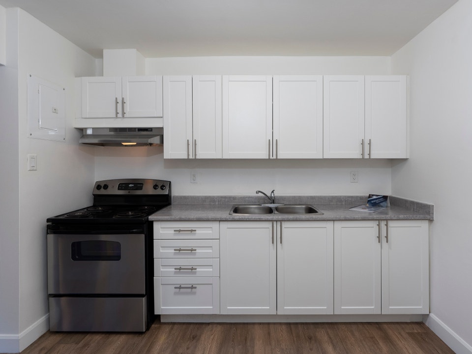 Claire Oak Apartments - 2 Bedroom, 1 Bath Apartment for Rent - S 5