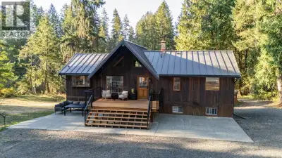 Welcome to 995 Nanaimo River Road, a 5.18-acre riverfront property tucked away in Nanaimo, BC with t...
