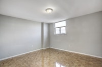 Promotions: All Utilities Included! Maison Neuf Apartments are conveniently located at 182 Church St... (image 4)