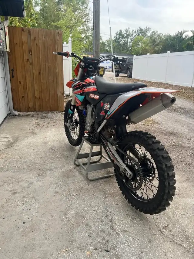 2010 KTM 450 SX-F-CUSTOM! in Dirt Bikes & Motocross in Edmonton - Image 9