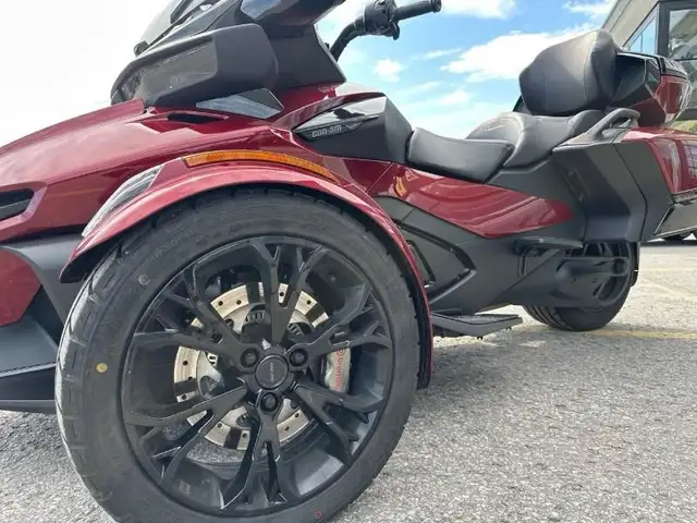 2025 CAN-AM Spyder RT Limited SE6 in Sport Touring in Lanaudière - Image 6