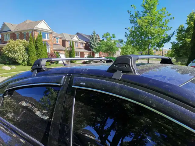 Dodge Dart Aluminum Crossbars Roof Rack Rails in Other Parts & Accessories in Markham / York Region - Image 5