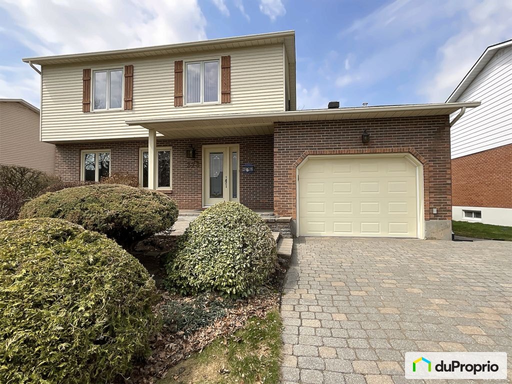 $985,000 - 2 Storey for sale in St-Bruno-De-Montarville — photo 2