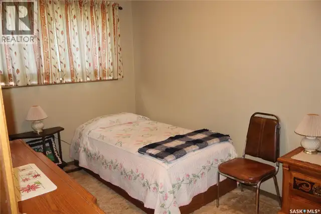 604 5th AVENUE W Assiniboia, Saskatchewan in Houses for Sale in Moose Jaw - Image 14