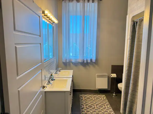 Downtown Charlottetown – Renovated 2 Bedroom Apartment in Long Term Rentals in Charlottetown - Image 8