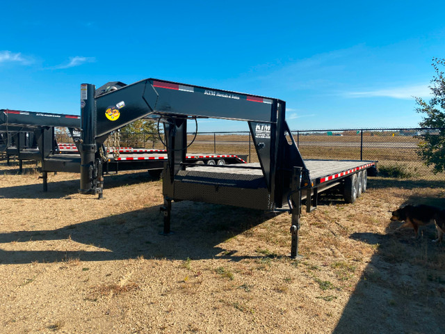 **2023 - 8.5 x 26' Gooseneck, Monster Ramps, 21000# GVWR in Cargo & Utility Trailers in Edmonton