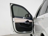 This 2021 BMW X7 ALPINA XB7 is a local Ontario vehicle with a clean Carfax report, offering a perfec... (image 9)