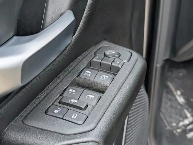 2026 Ram 1500 Express in Cars & Trucks in Edmonton - Image 17