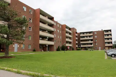 Brantford Bachelor Apartment for Rent:
