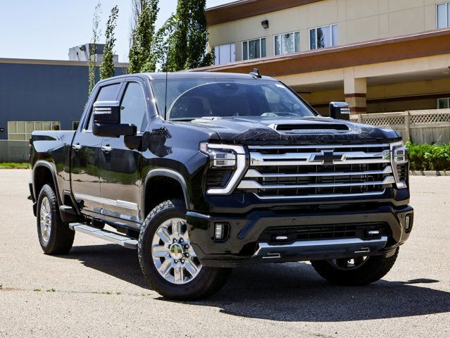 2025 Chevrolet Silverado 3500HD High Country in Cars & Trucks in Strathcona County - Image 2