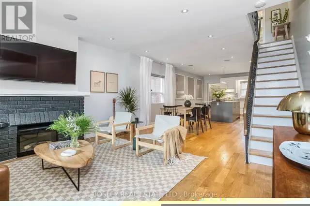 38 HALTON STREET Toronto (Trinity-Bellwoods), Ontario in Houses for Sale in City of Toronto - Image 4