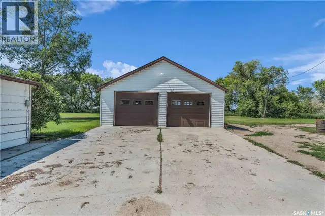 Clavet Acreage Blucher Rm No. 343, Saskatchewan in Houses for Sale in Saskatoon - Image 31