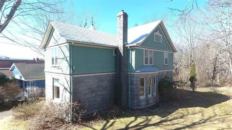 36 King Street in Houses for Sale in Yarmouth - Image 3