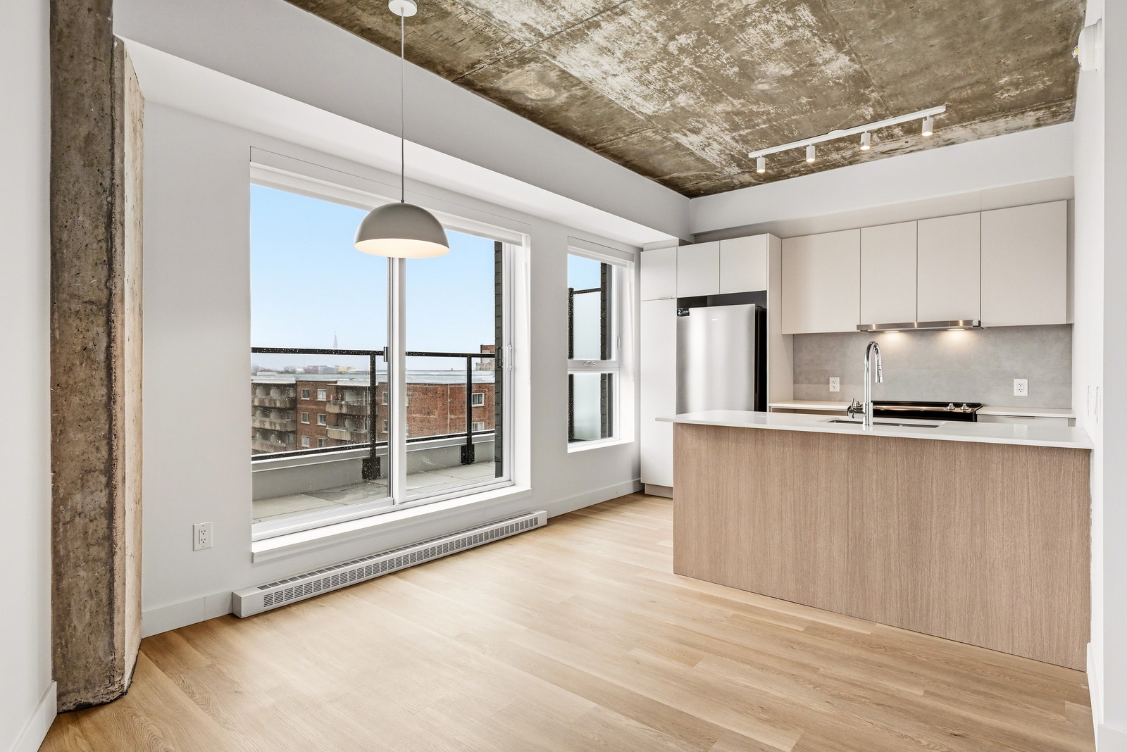 2600 boul. Cavendish — photo 3