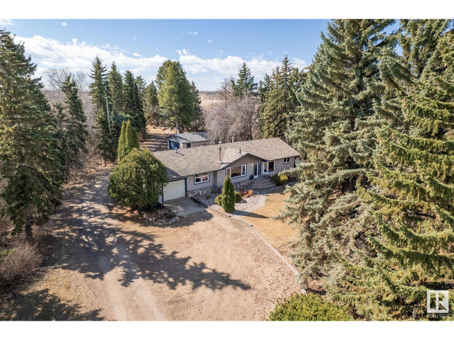 2015 41 AV SW Edmonton, Alberta in Houses for Sale in Edmonton - Image 3