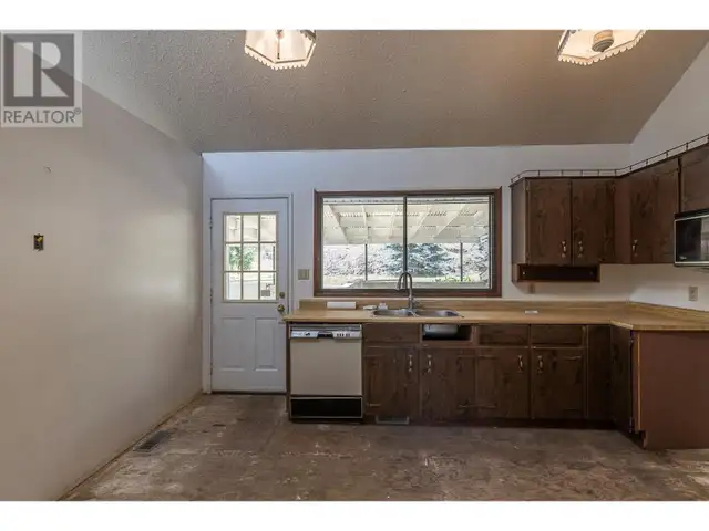 6602/6594 Goose Lake Road Vernon, British Columbia in Houses for Sale in Vernon - Image 15
