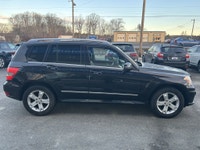 Feast your eyes on this outrageously well-preserved 2012 Mercedes-Benz GLK 350 — so pampered and pri... (image 3)