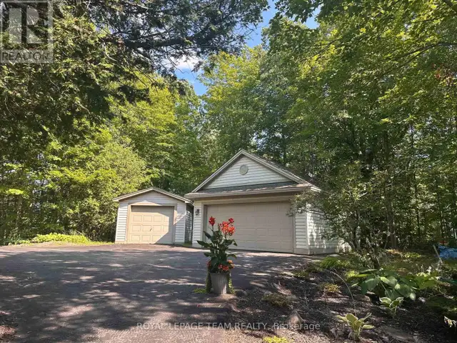 912 MAPLE HILL ROAD North Grenville, Ontario in Houses for Sale in Woodstock - Image 3