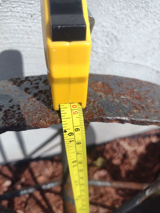Antique 19" metal wheel in Outdoor Décor in Barrie - Image 2