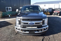 2017 Ford F-350 Super Duty XLT – 6.7L Powerstroke Diesel | BC Truck | Excellent Shape! Mileage: 295,... (image 6)