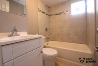 Charming 1 Bedroom, 1 Bathroom Apartment $1,350 All-Inclusive Welcome to your new home! This well-ma... (image 7)