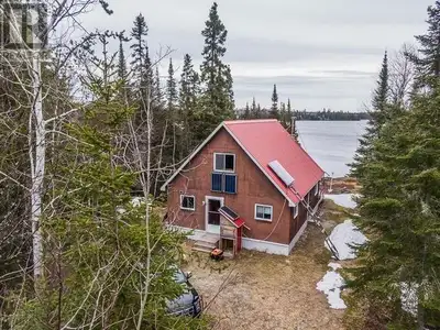 Discover the freedom of true northern Ontario cottage living on the serene and expansive Kabenung La...